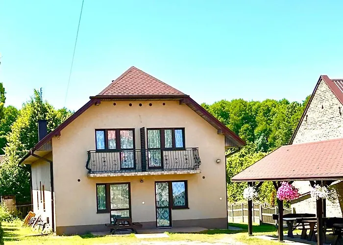 Goscinne Malgorzata Zloty Potok Jura Krakowsko Czestochowska Farm stay